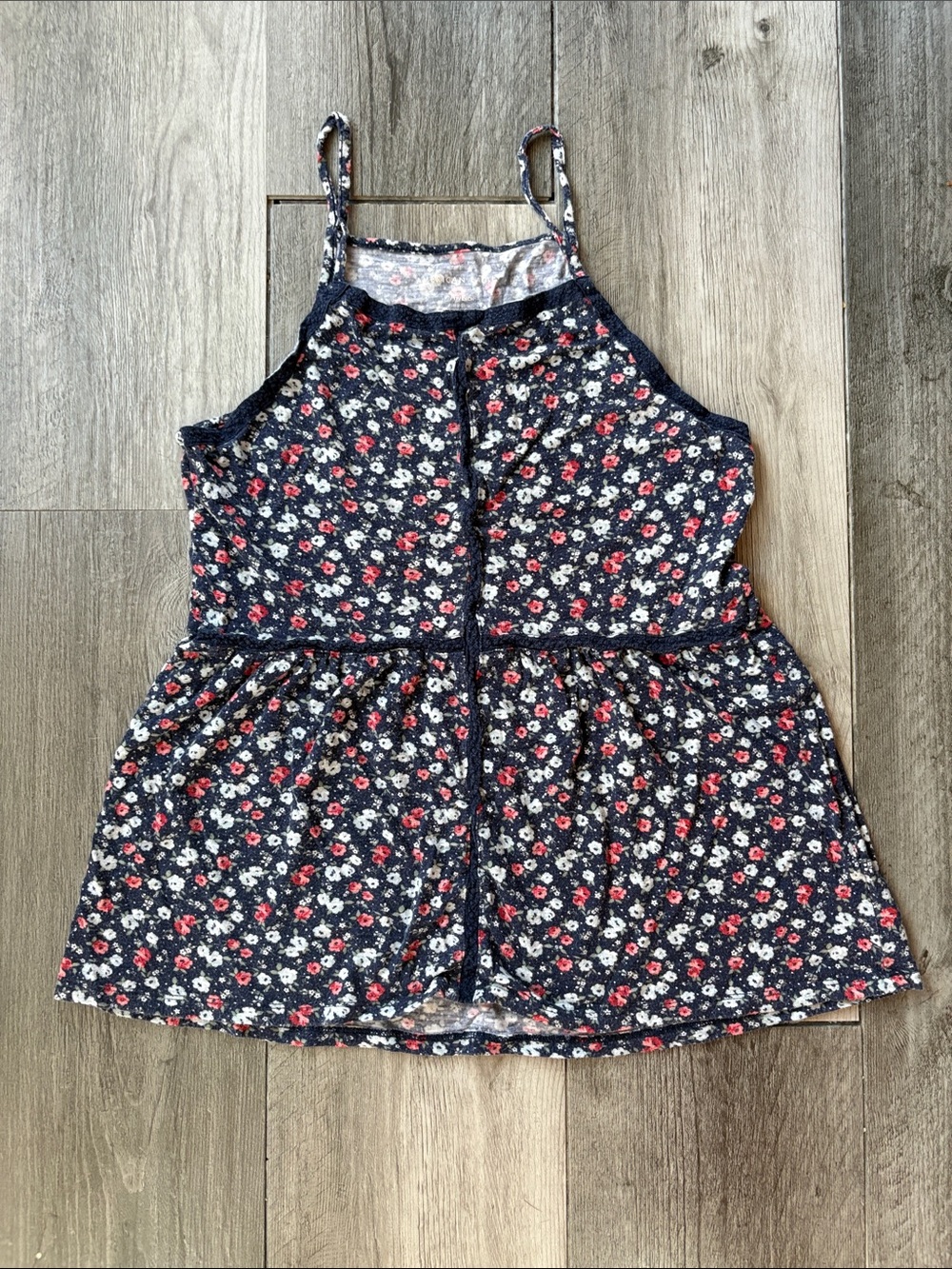 American Eagle Y2K Navy Floral Babydoll Tank w/ Crochet Details - size XS